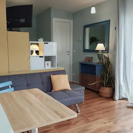Salsedine Rent House * Μεσίνα